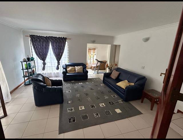 4 BEDROOM FREEHOLD TO LET IN PAULSHOF